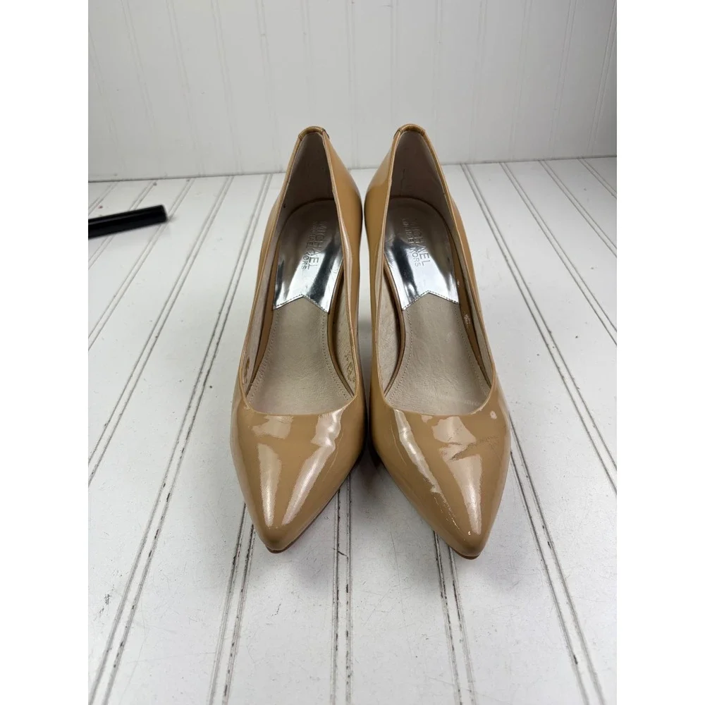 Michael Kors Nude Patent Leather Pointed Toe Heels Pumps Women's Size 8.5M